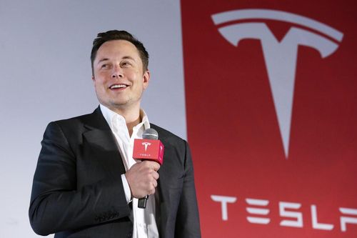 Lợi nhuận 'kỷ lục' của Tesla gây thất vọng, giá cổ phiếu sụt giảm