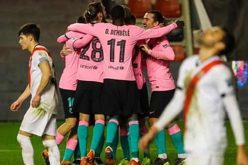 Vallecano 1-2 Barcelona: Messi tỏa sáng, Barca lọt vào tứ kết Nhà Vua