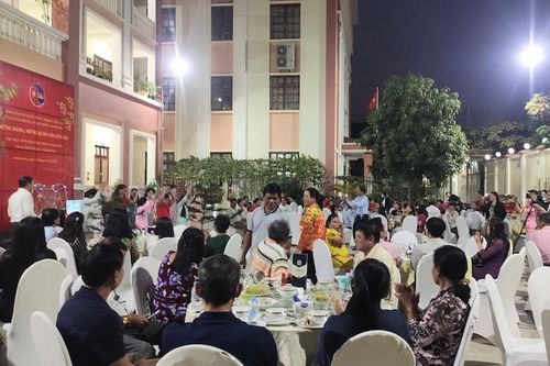 Cộng đồng người gốc Việt Nam tại Campuchia tin tưởng Đảng tiếp tục đưa đất nước tiến lên mạnh mẽ