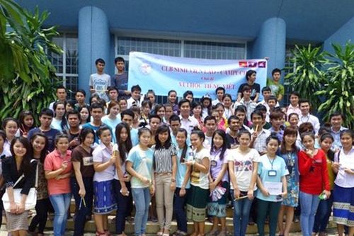 Tuyển sinh viên nước ngoài sụt giảm do Covid-19?