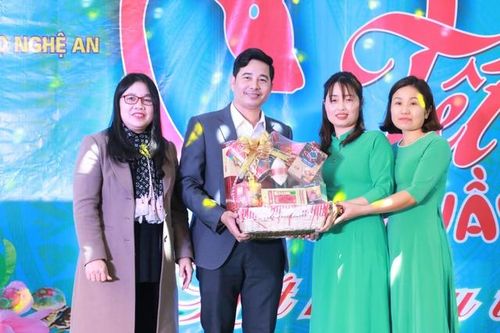 Tết sum vầy đến với nhà giáo ngoài công lập tỉnh Nghệ An