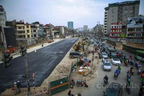 Cận cảnh con đường sắp hình thành ở 'đại công trường' vành đai 2