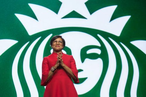 Roz Brewer, CEO nữ da màu duy nhất trong Fortune 500
