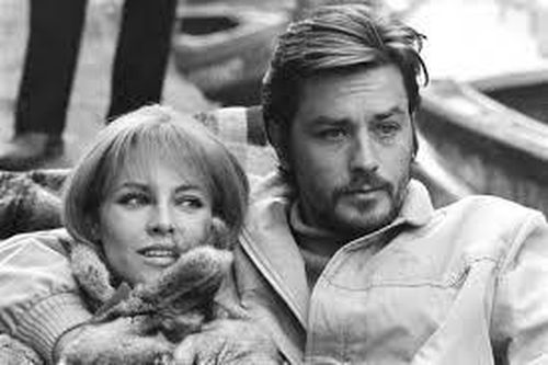 Huyền thoại Alain Delon vắng mặt ở lễ tang vợ cũ