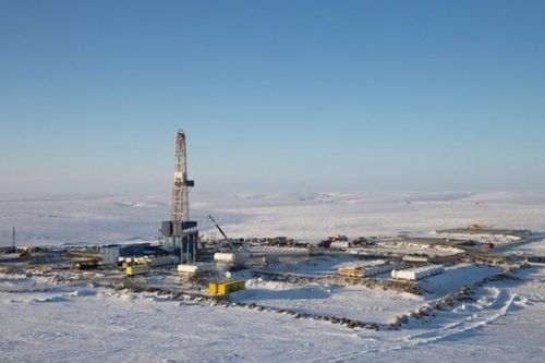 Reuters từ chối xóa bài viết về dự án Vostok Oil theo yêu cầu của Rosneft