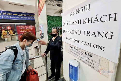 Kiên quyết mời ra khỏi Bến xe Mỹ Đình người không đeo khẩu trang