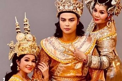 'Nàng Xê Đa' phô diễn vẻ đẹp cải lương dịp Tết