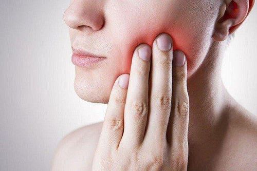 Nghĩ chỉ bị đau răng, đi khám mới biết mình mắc ung thư hiếm gặp