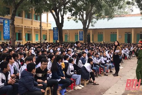 Các cấp bộ đoàn trong tỉnh tăng cường tuyên truyền, giáo dục pháp luật về quản lý, sử dụng pháo