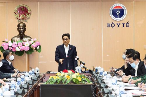 Vì sao quy định an ninh sân bay rất chặt nhưng vẫn để lọt ca lây nhiễm?