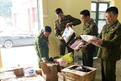 Giáp Tết, thực phẩm nhập lậu ồ ạt đổ vào nội địa