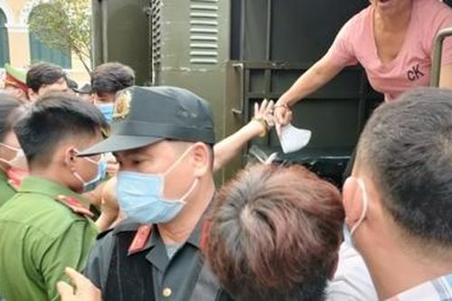 Đề nghị 6 án tử hình, 2 án chung thân với đường dây ma túy khủng