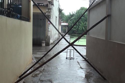 Hà Nội phong tỏa nhà riêng, cách ly bác sĩ liên quan đến bệnh nhân 1553