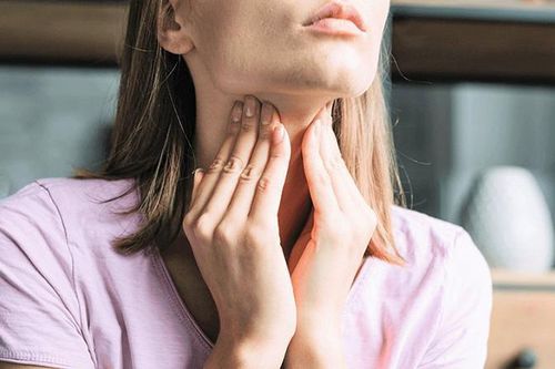 Sự nguy hiểm khôn lường của ung thư hạ họng