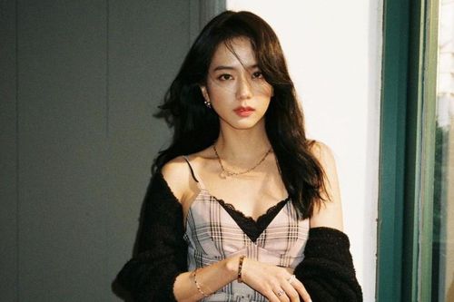 Cách mặc đồ đẹp cho nữ giới 3 miền đón Tết
