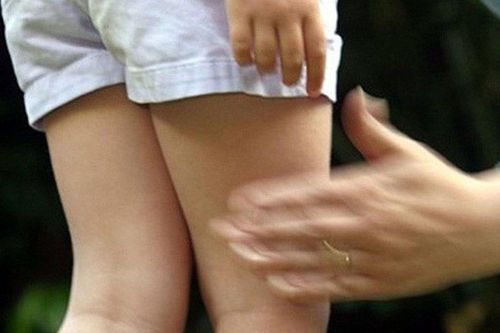 Xét xử vụ bé gái Ấn Độ bị tấn công tình dục