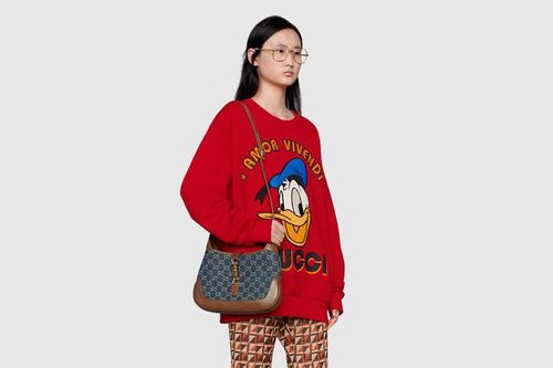 Bí quyết mặc đồ Gucci, Dior đắt đỏ đón Tết