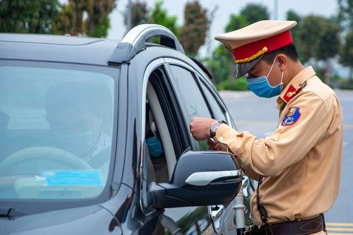 Tái khởi động các chốt kiểm dịch ở cửa ngõ Quảng Ngãi
