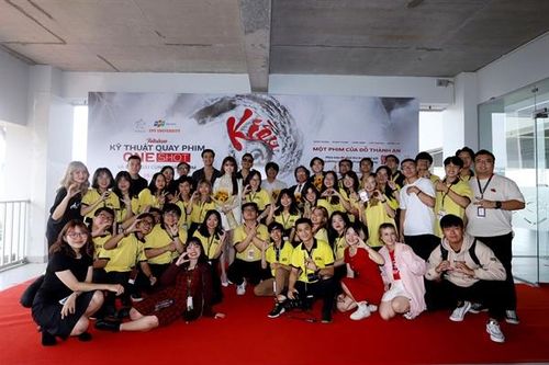 Phim 'Kiều @' tung bộ poster chính thức