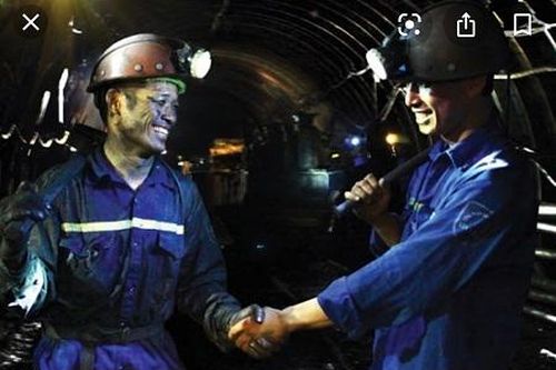 Lên phương án bố trí thợ mỏ xa quê ở lại Quảng Ninh ăn Tết