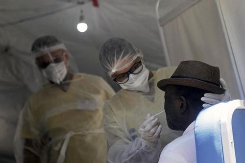 Brazil phát hiện ca nhiễm đồng thời hai biến thể của SARS-CoV-2