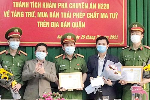 Khen thưởng đột xuất CAQ Sơn Trà