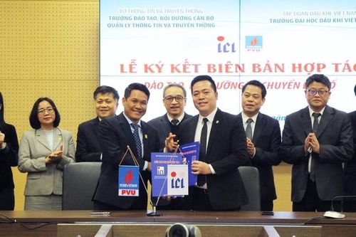Hợp tác đào tạo hướng đến chuyển đổi số