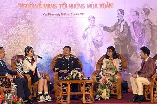 Tuổi trẻ Việt Nam quyết tâm một lòng theo Đảng
