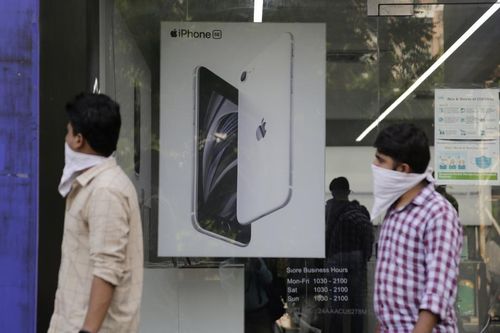 Facebook chuẩn bị kiện Apple ra tòa giữa căng thẳng leo thang