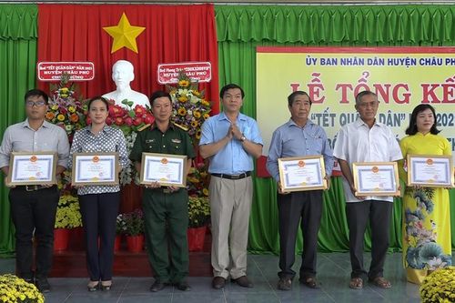 Châu Phú tổng kết 'Tết quân – dân' năm 2021 và công bố 'Xã Văn hóa nông thôn mới' Thạnh Mỹ Tây