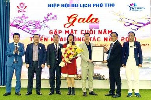 Tập trung tháo gỡ khó khăn, khôi phục kinh doanh trong năm 2021