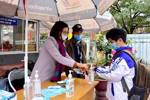 Khẩn trương truy vết người về từ vùng dịch