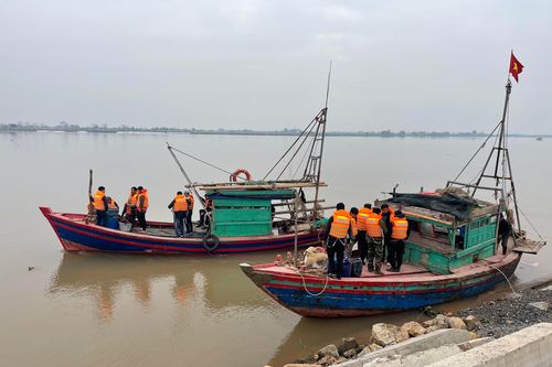 Bắt 4 đối tượng vi phạm quy định về khai thác tài nguyên