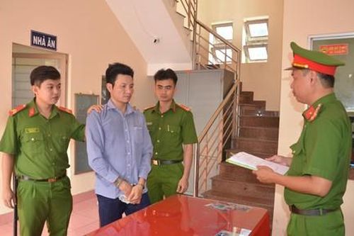 Giết 2 người do mâu thuẫn tình cảm rồi tự sát