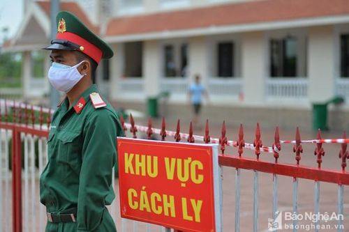 Nghệ An yêu cầu người dân phải đeo khẩu trang nơi công cộng phòng chống COVID-19