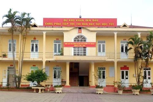 Phú Thọ cách ly 666 giáo viên, học sinh trở về từ vùng dịch