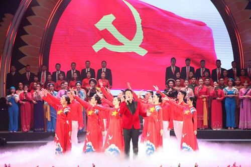 Bảo đảm phòng dịch tại chương trình nghệ thuật chào mừng thành công Đại hội XIII của Đảng