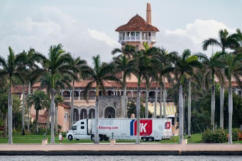Palm Beach sẽ bàn việc ông Trump sinh sống lâu dài ở Mar-a-Lago