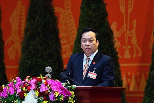 Thực hiện tốt trách nhiệm nêu gương của cán bộ, đảng viên, nhất là lãnh đạo chủ chốt các cấp