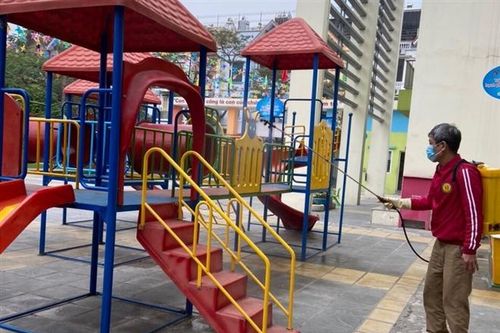 Ca nhiễm Covid-19 mới ở Hà Nội, trường mầm non Cầu Diễn phải cách ly