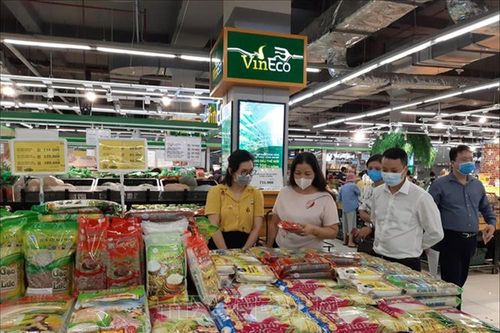 Xử nghiêm việc tăng giá khẩu trang, nước sát khuẩn