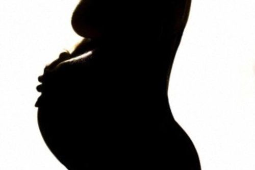 Chuyện đẻ con kỳ lạ của người 95% là đàn ông