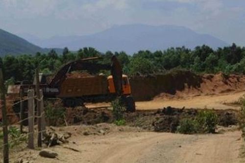 Khai thác khoáng sản 'nhầm' vị trí, doanh nghiệp bị phạt hơn 2 tỷ đồng
