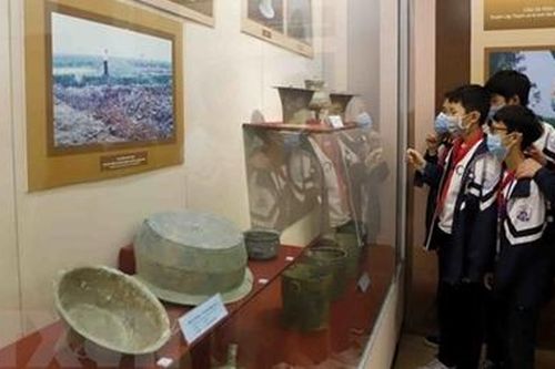Trưng bày hơn 200 hiện vật về 'Văn hóa Đông Sơn trên đất Vĩnh Phúc'