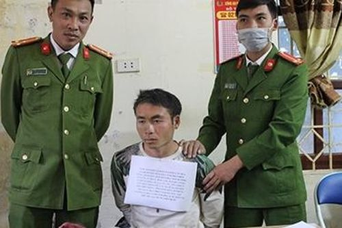 Khống chế đối tượng ôm 3 bánh heroin liều lĩnh chống trả