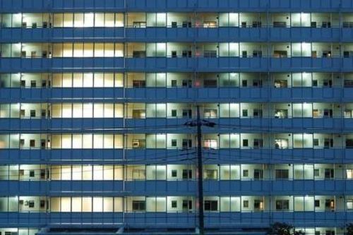 Người phụ nữ Nhật giấu thi thể mẹ trong tủ đông suốt 10 năm