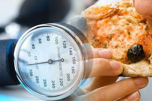 9 thực phẩm người Việt rất thích ăn nhưng lại âm thầm làm tăng huyết áp