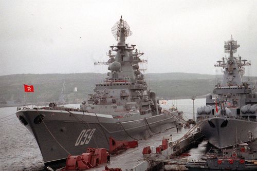 Siêu hạm hạt nhân Đô đốc Nakhimov chỉ là 'mục tiêu hấp dẫn' của tàu chiến NATO