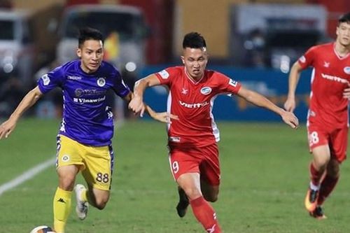 V.League lại khổ vì Covid-19