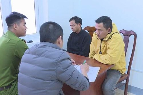 Bắt nhóm đối tượng cho vay lãi suất 'cắt cổ' lên đến 365%/năm